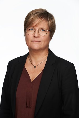 Helena Ljunggren, ekonomichef
